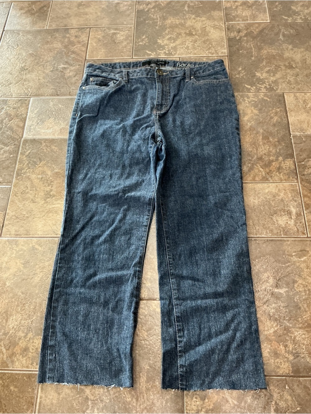 🥵 Calvin Klein Jeans medium blue denim jeans capris